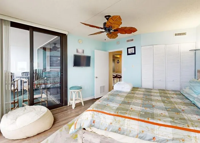 Adorable Beachfront With Balcony Incredible Views Pools & Game * Ocean City